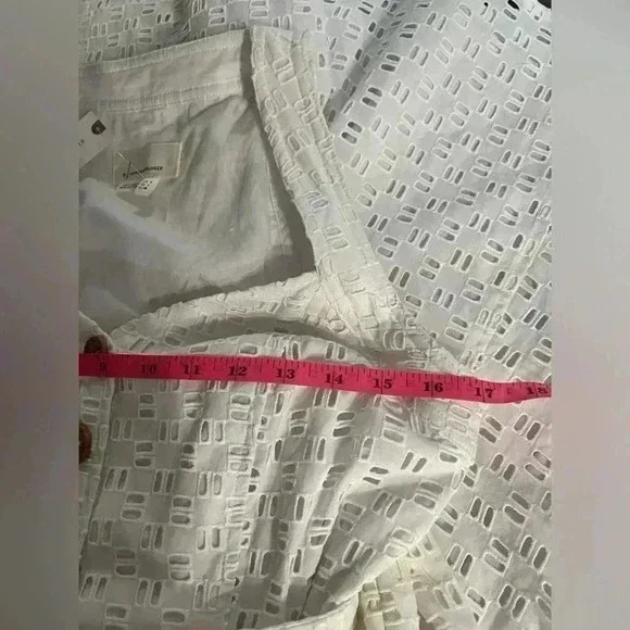 NWT Anthropologie Women’s Ivory Eyelet Lace Belted Romper - Size 4 - Picture 11 of 12
